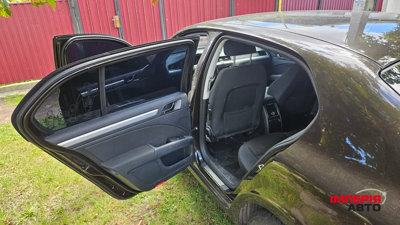 Skoda Superb - фото 11