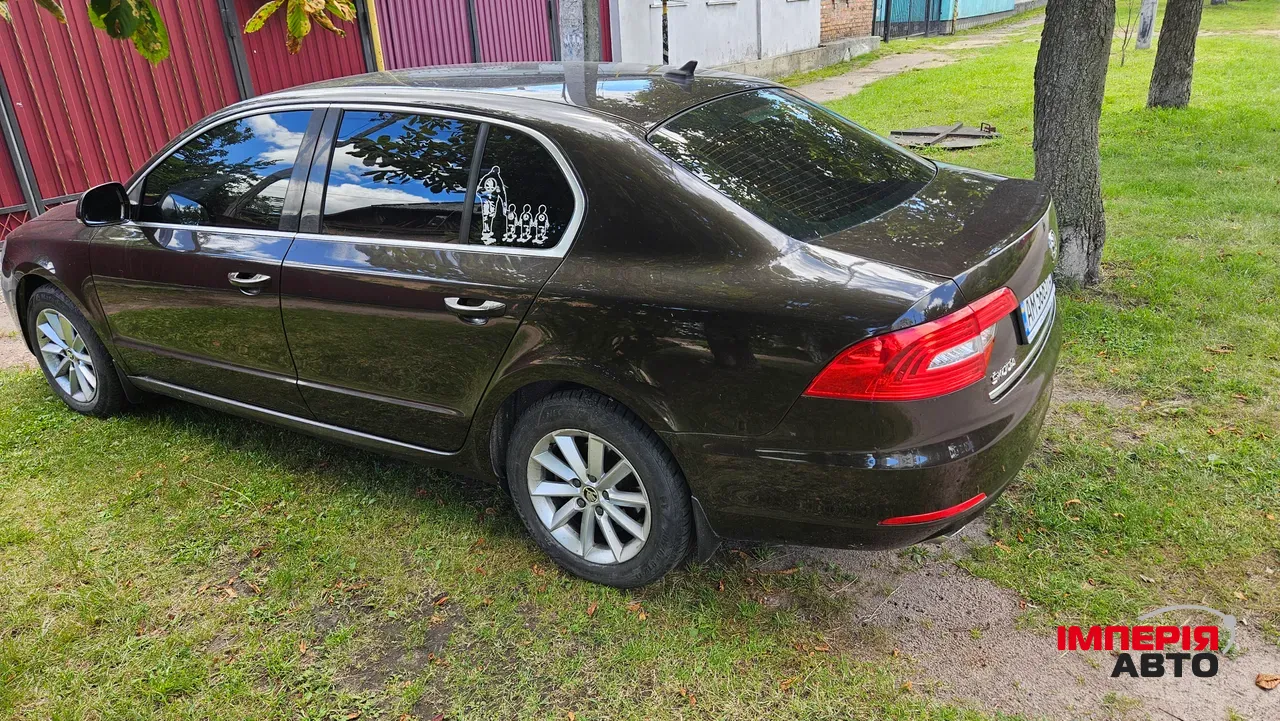 Skoda Superb - фото 4