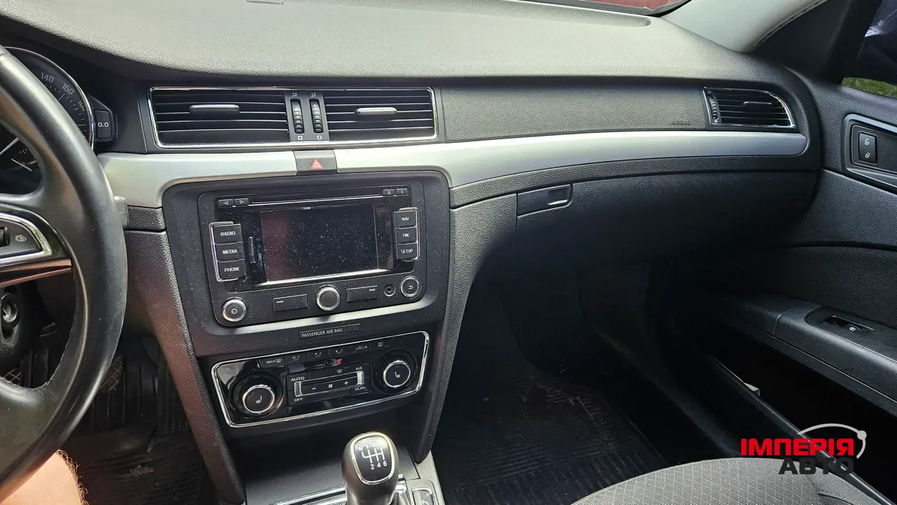 Skoda Superb - фото 14