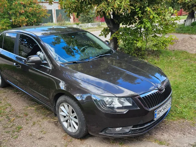 Skoda Superb - фото 2