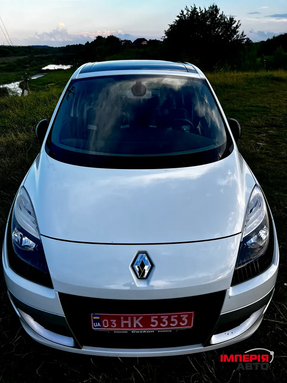 Renault Scenic - фото 7
