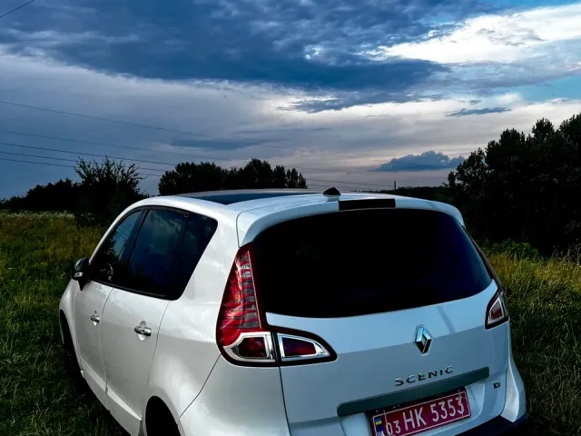 Renault Scenic - фото 3