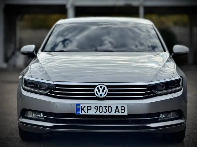 Volkswagen Passat - фото 3