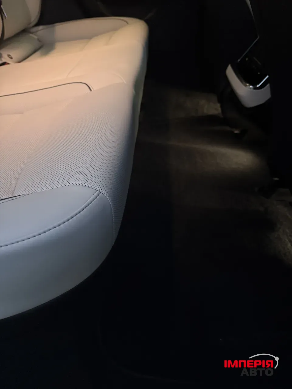 Tesla Model S - фото 49