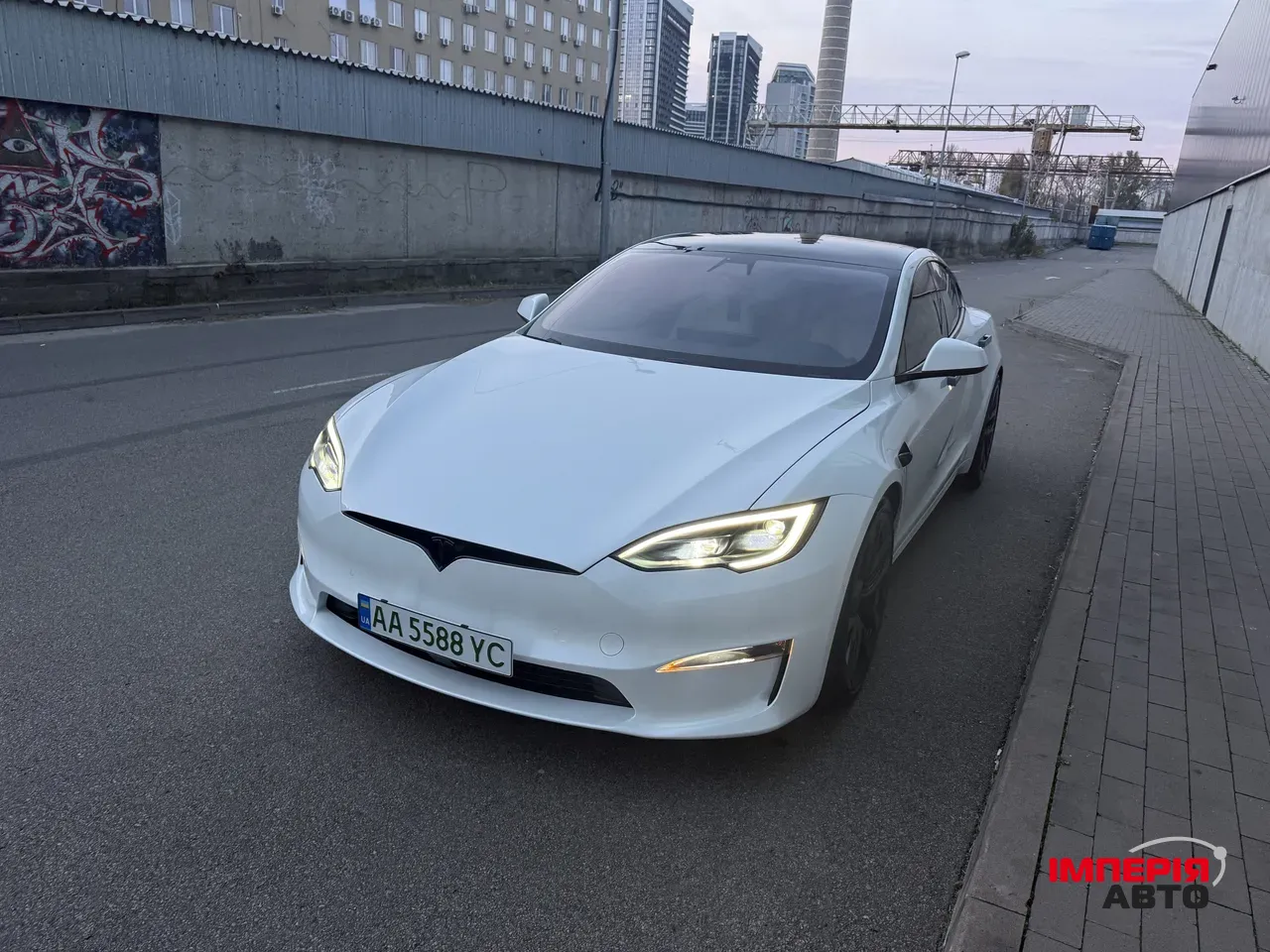 Tesla Model S - фото 18