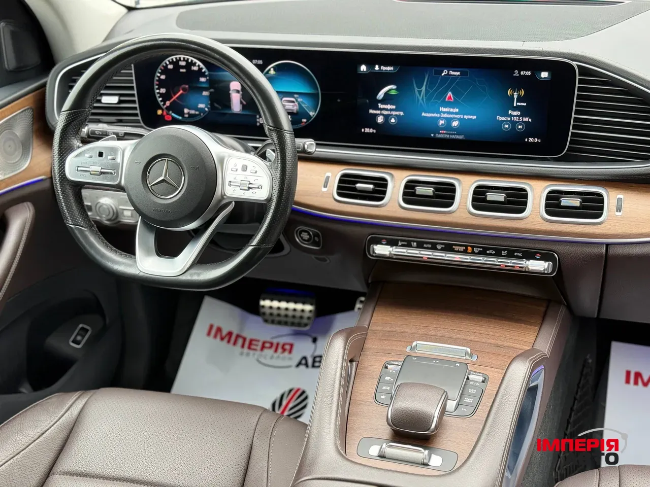 Mercedes-Benz GLS - фото 10