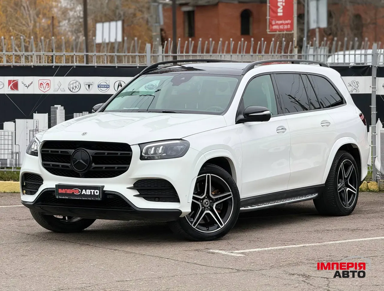 Mercedes-Benz GLS - фото 1