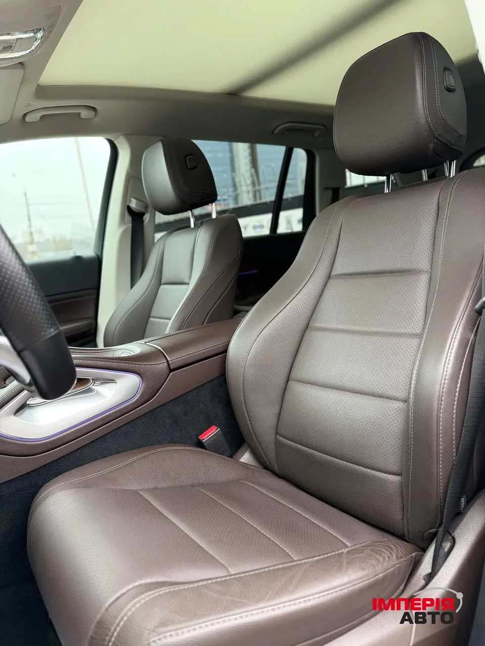 Mercedes-Benz GLS - фото 9