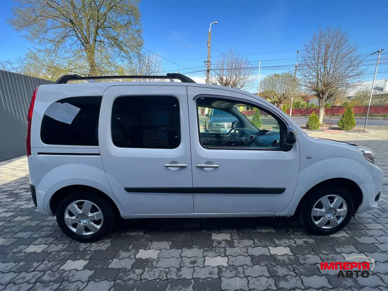 Renault Kangoo - фото 4