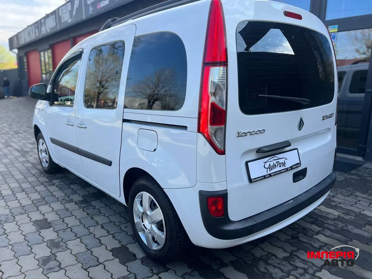 Renault Kangoo - фото 8