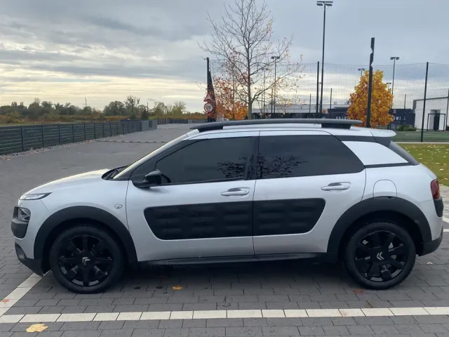 Citroen C4 Cactus - фото 2