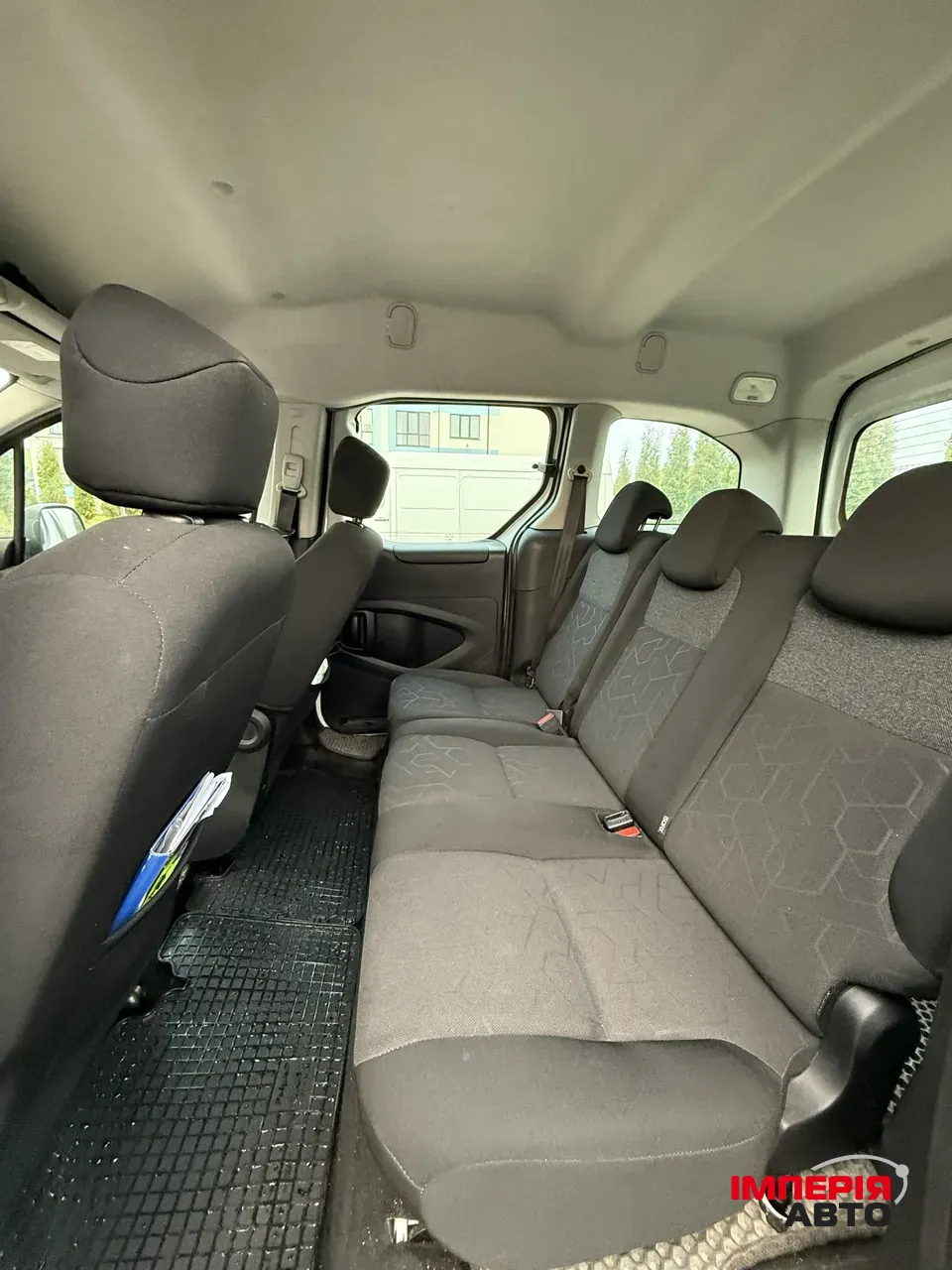 Peugeot Partner - фото 11