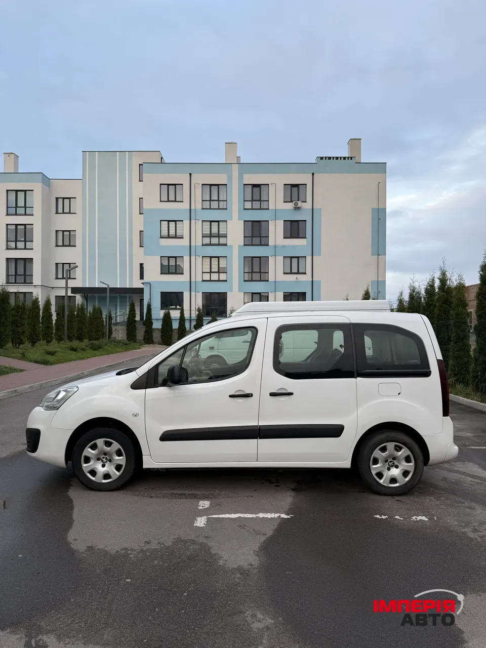 Peugeot Partner - фото 3