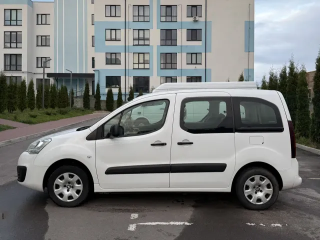 Peugeot Partner - фото 3
