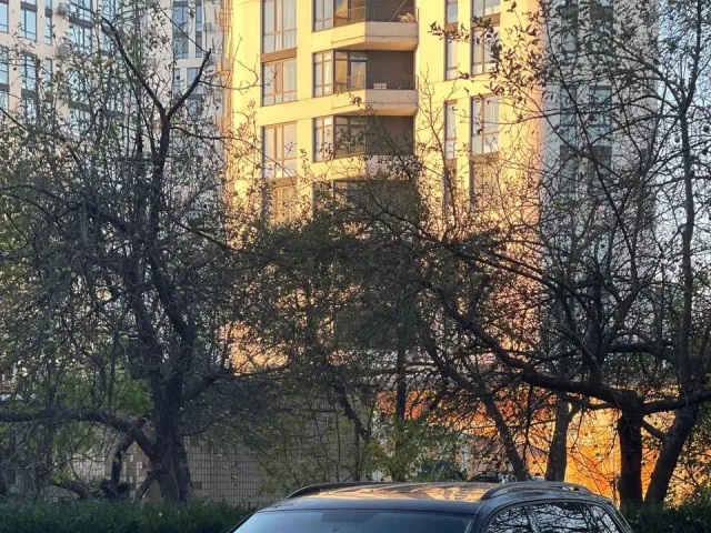 Volkswagen Tiguan - фото 2