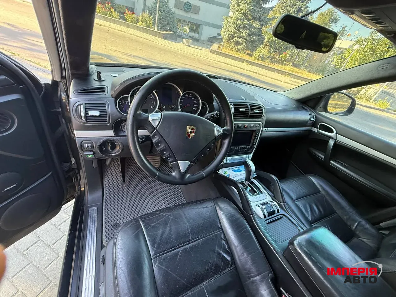 Porsche Cayenne - фото 13