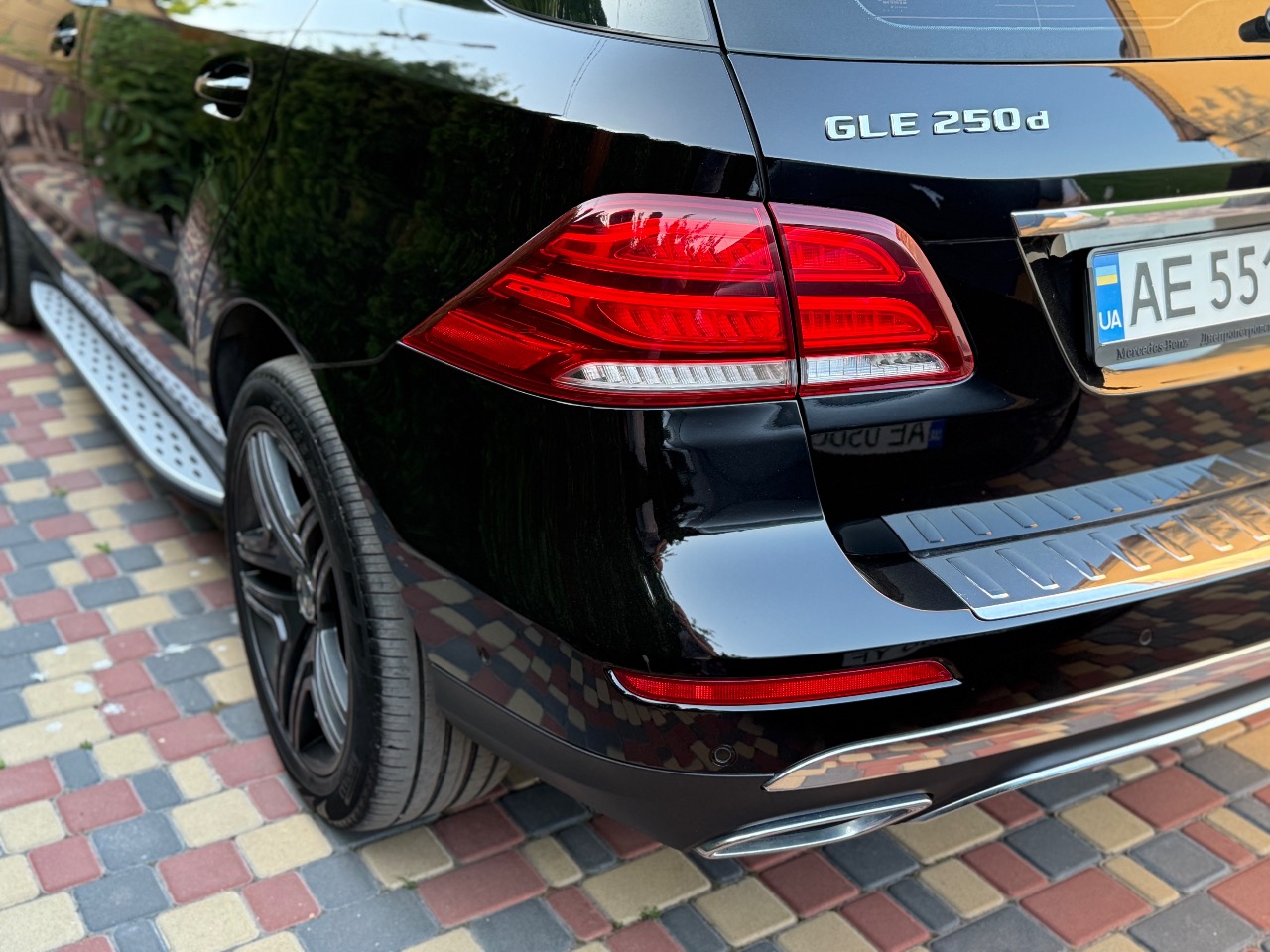 Mercedes-Benz GLE - фото 7