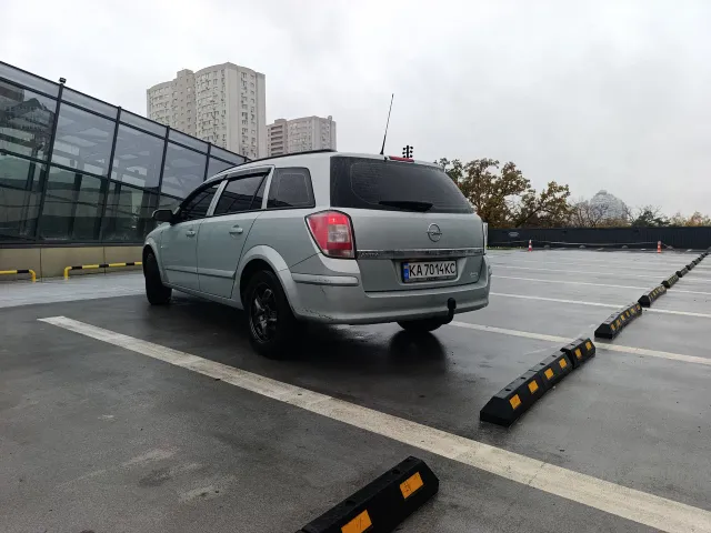 Opel Astra - фото 4