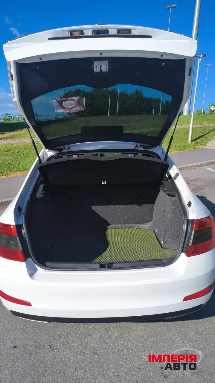 Skoda Octavia - фото 9