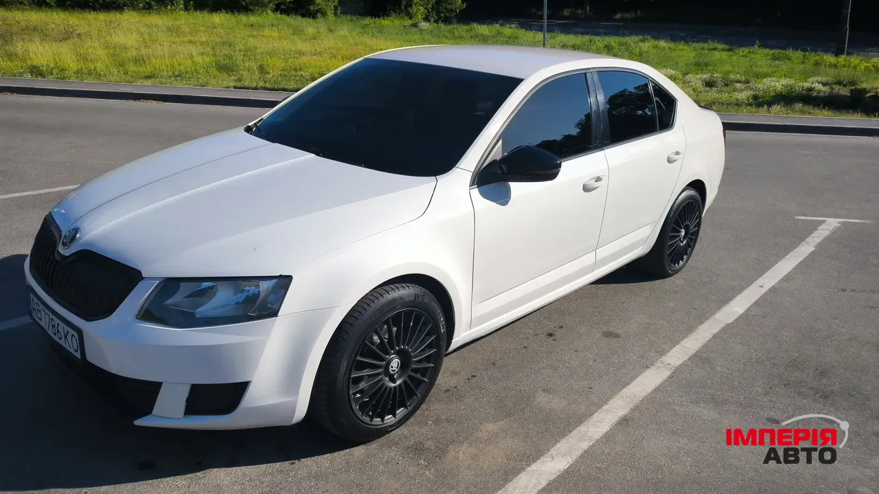 Skoda Octavia - фото 3