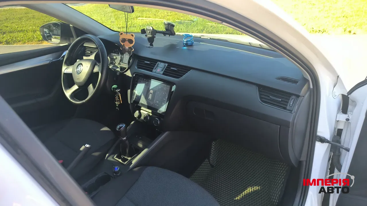 Skoda Octavia - фото 6