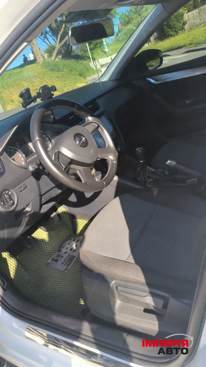 Skoda Octavia - фото 10