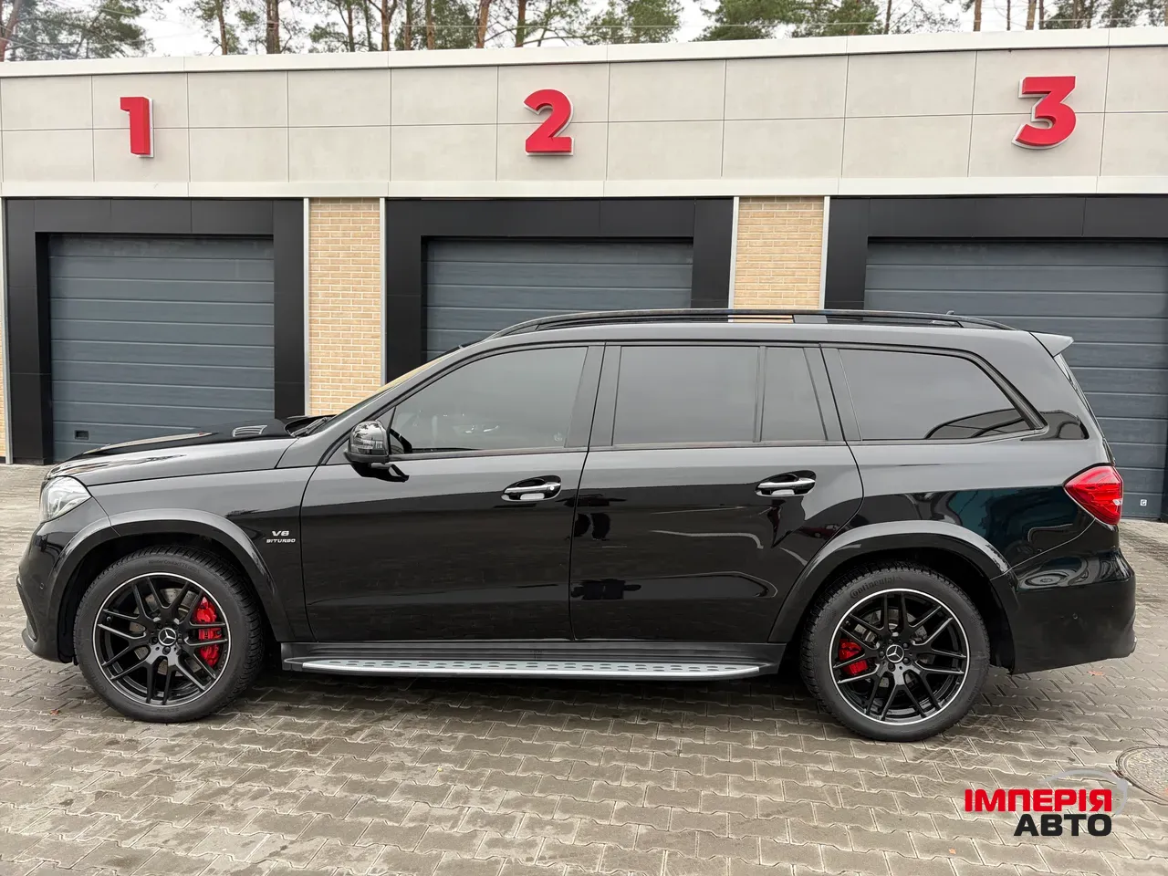 Mercedes-Benz GLS AMG - фото 8