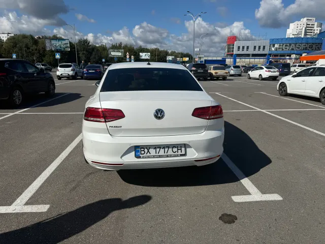 Volkswagen Passat - фото 5
