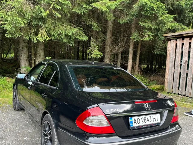 Mercedes-Benz E-Класс - фото 3