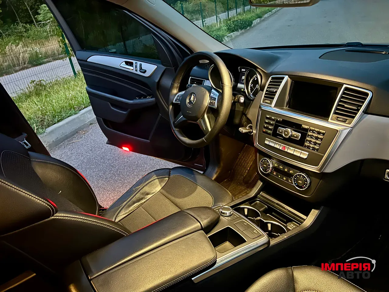 Mercedes-Benz M-Класс - фото 20