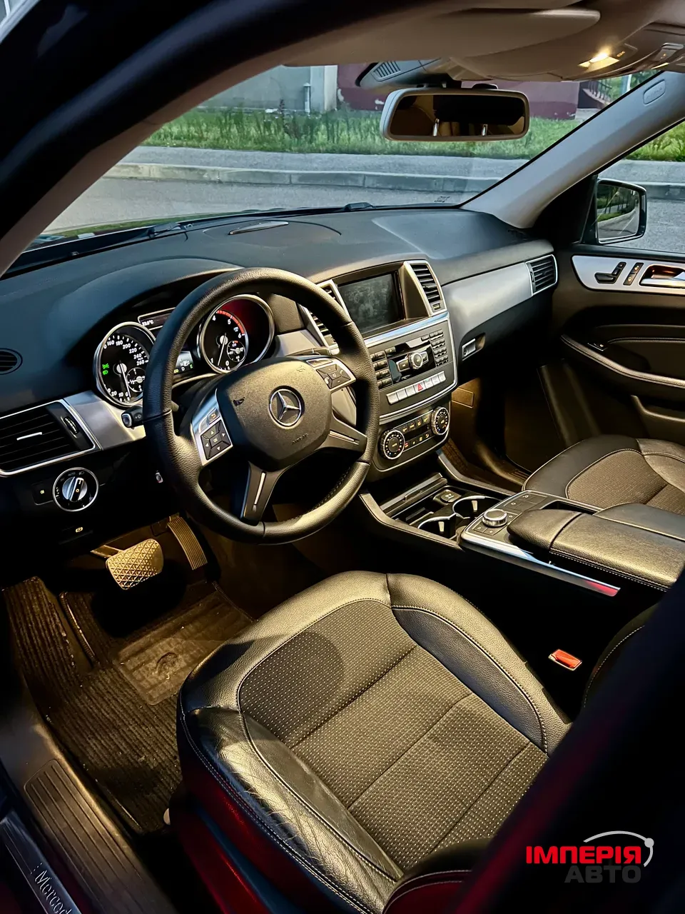 Mercedes-Benz M-Класс - фото 12