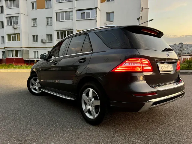 Mercedes-Benz M-Класс - фото 4