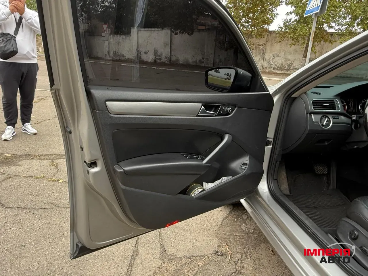 Volkswagen Passat - фото 6