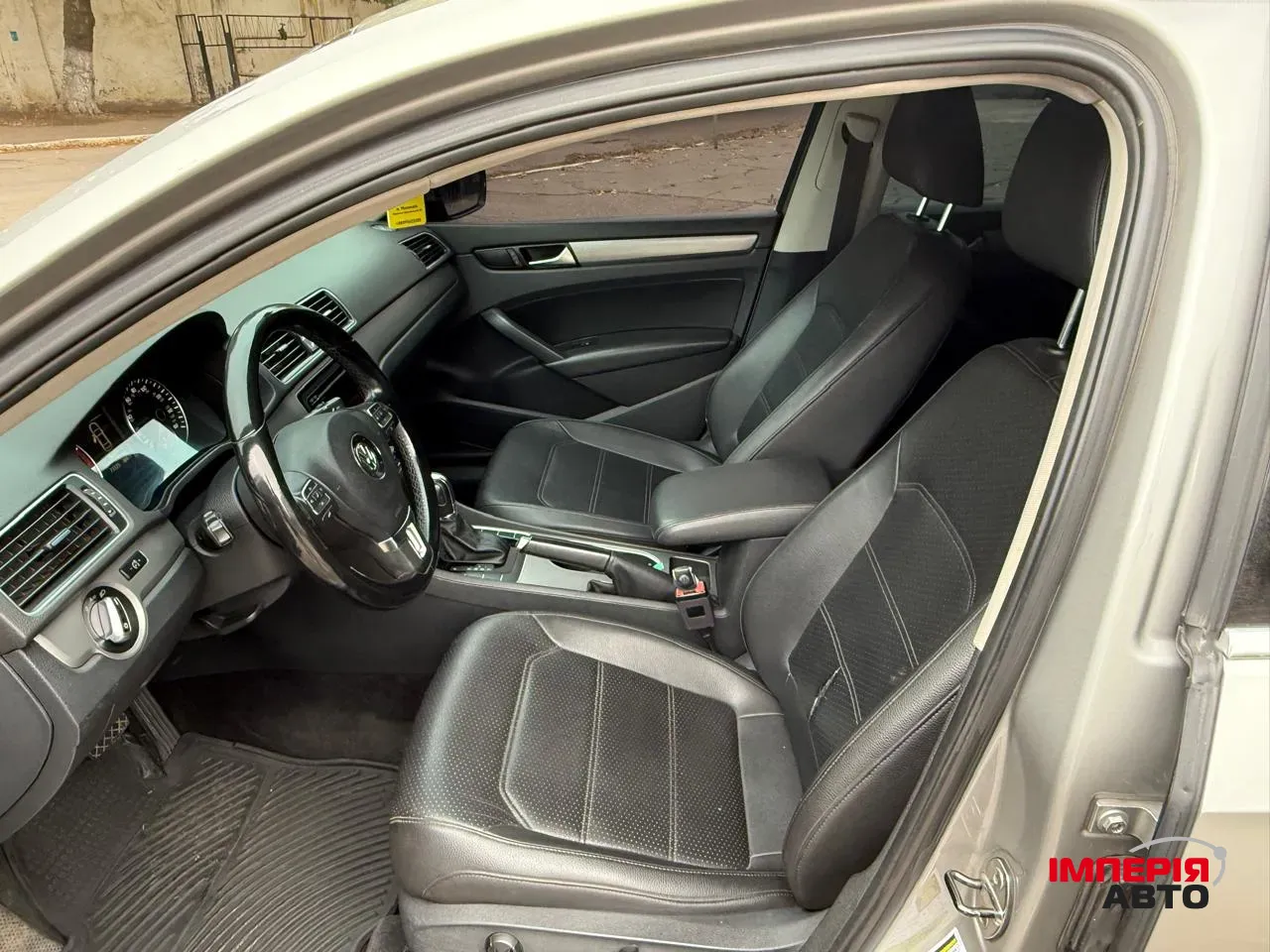 Volkswagen Passat - фото 8