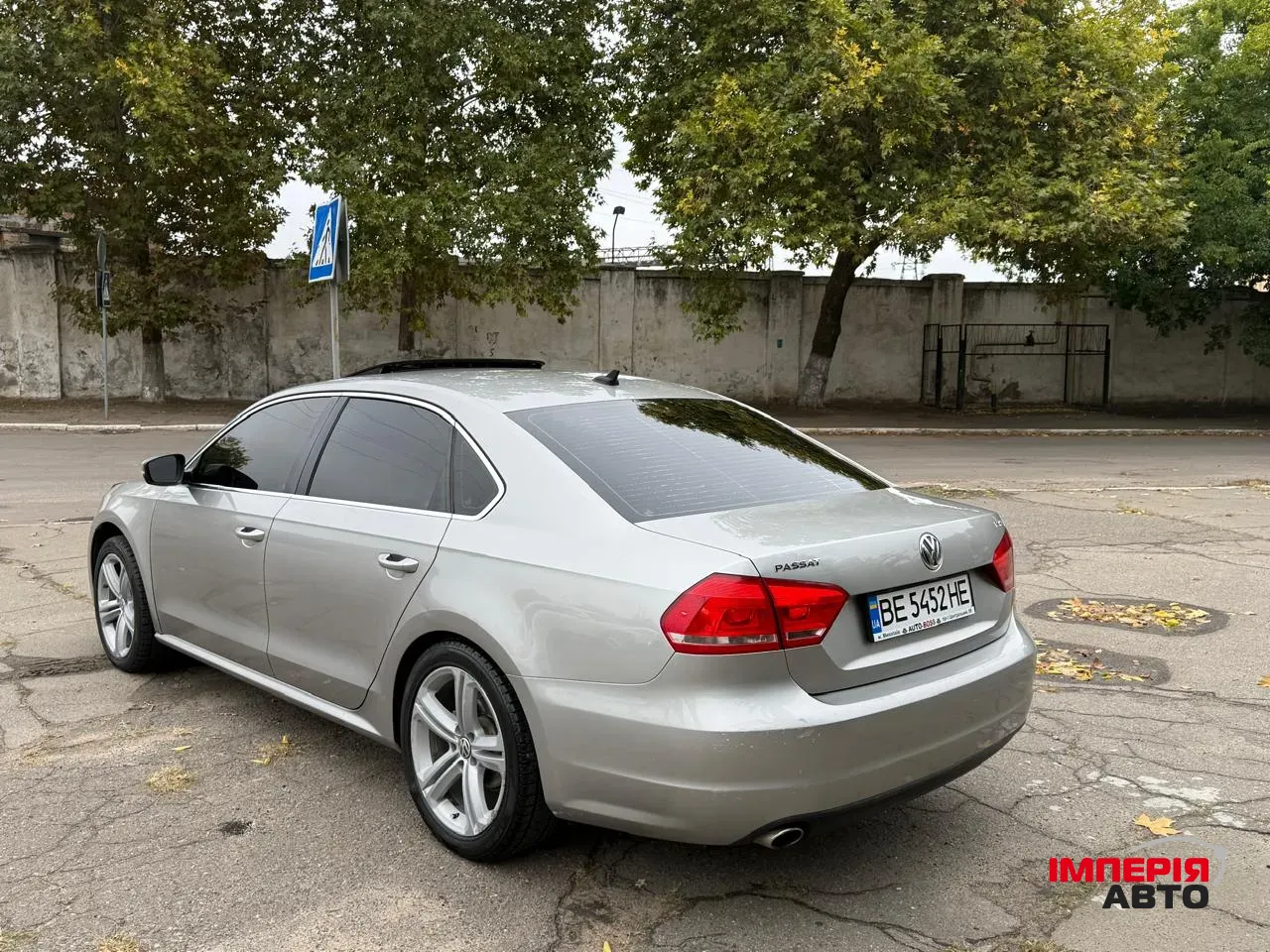 Volkswagen Passat - фото 4