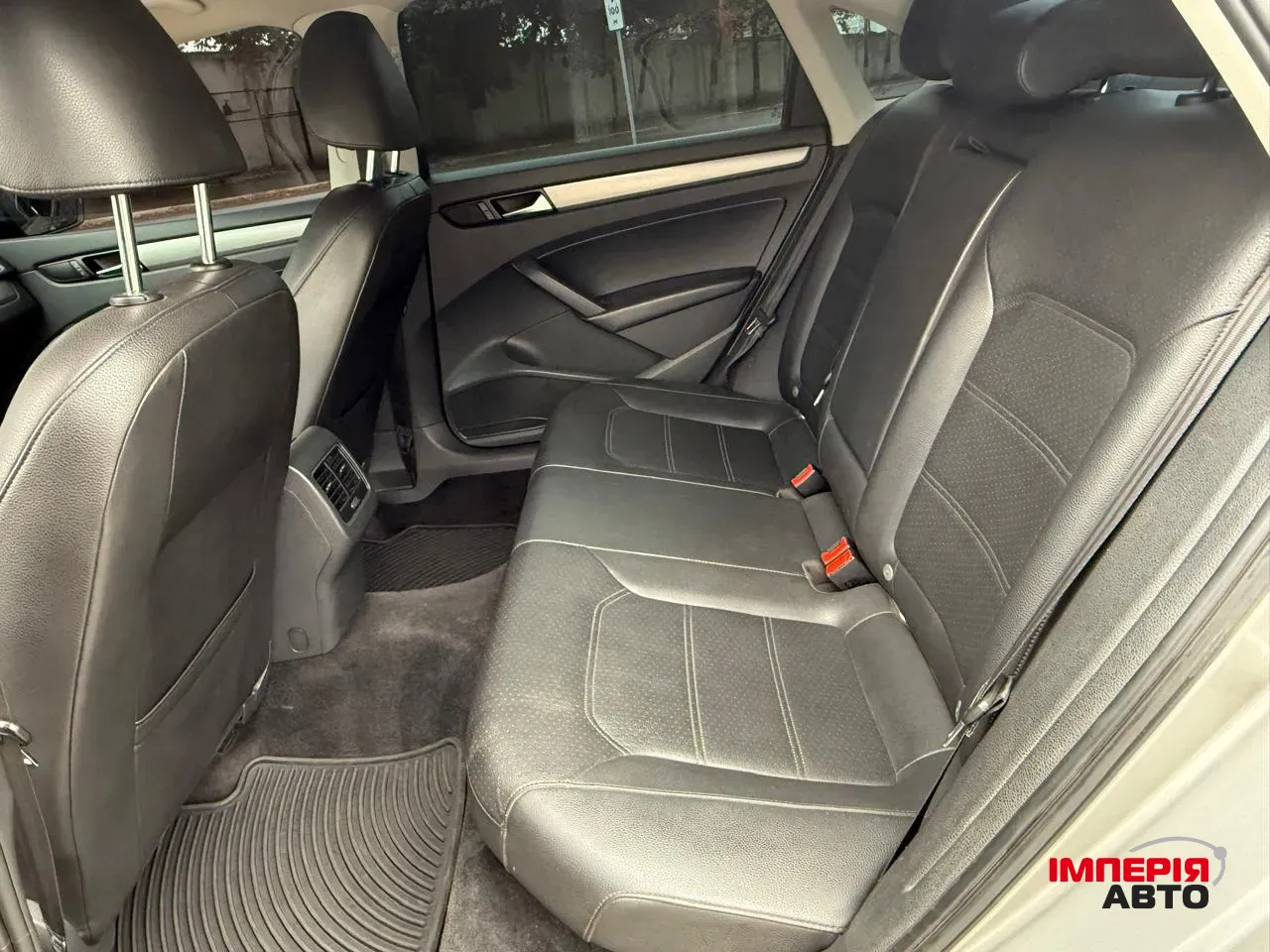 Volkswagen Passat - фото 10