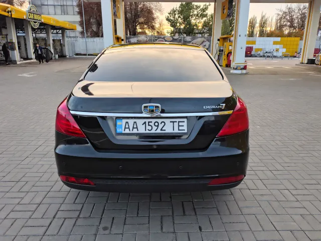 Geely Emgrand 7 - фото 4