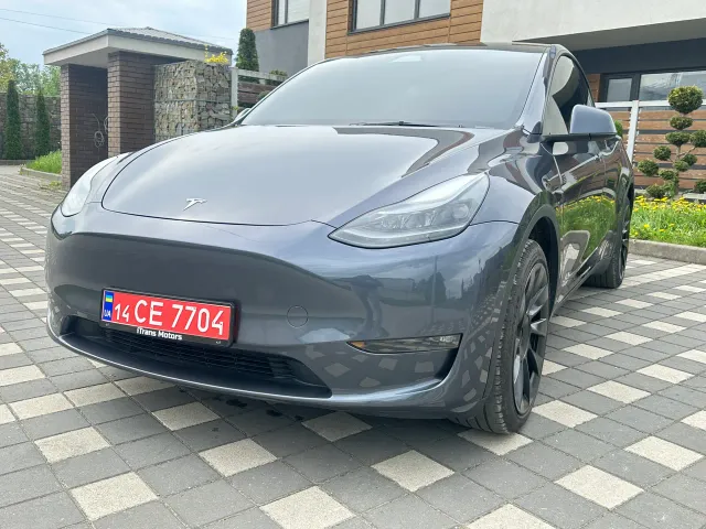 Tesla Model Y - фото 2