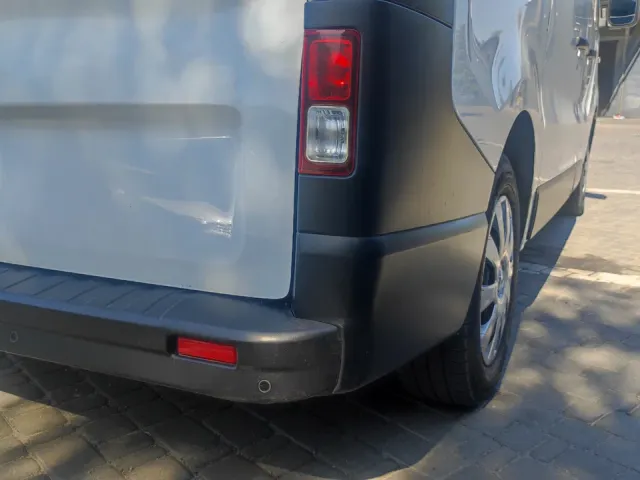 Renault Trafic - фото 4
