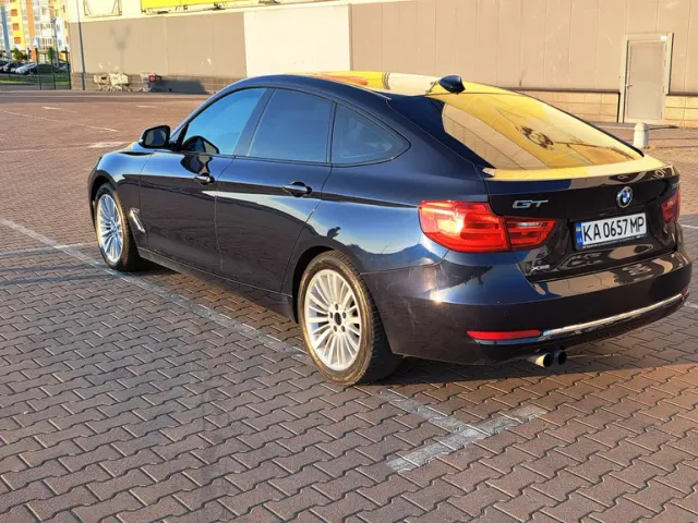 BMW 3 серії - фото 3