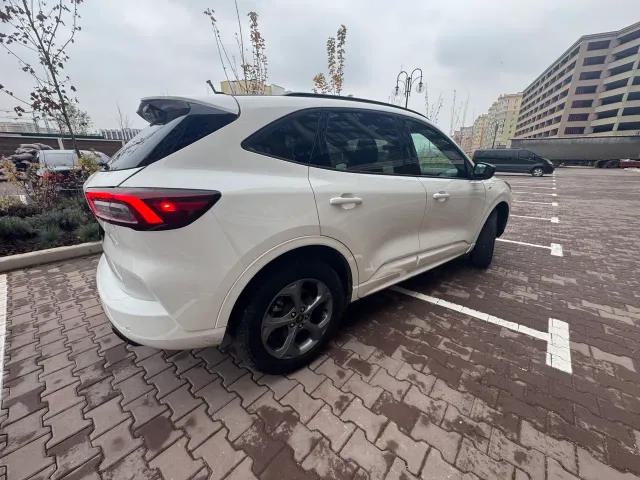 Ford Escape - фото 5