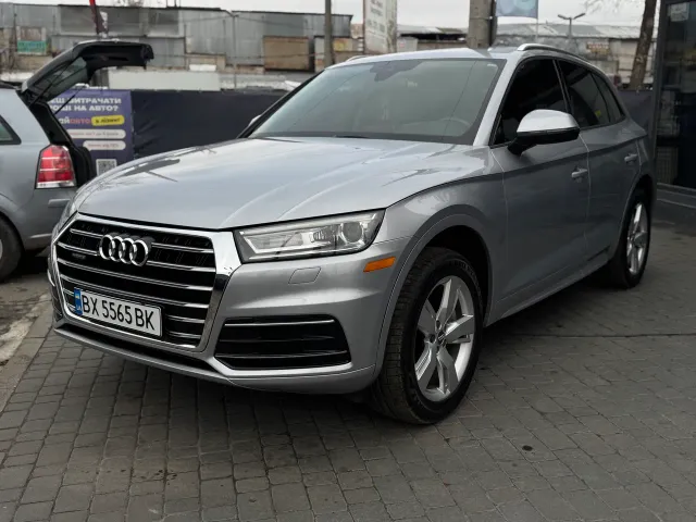 Audi Q5 - фото 1