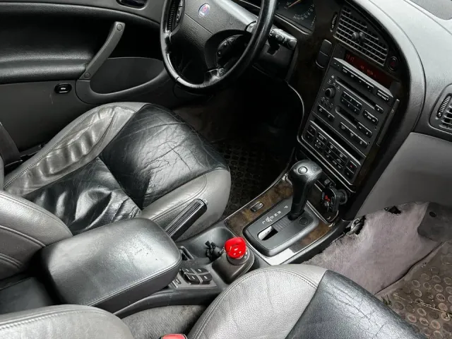 Saab 9-5 - фото 4
