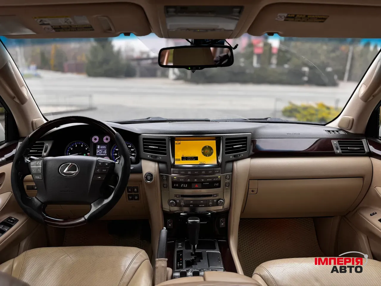 Lexus LX - фото 19