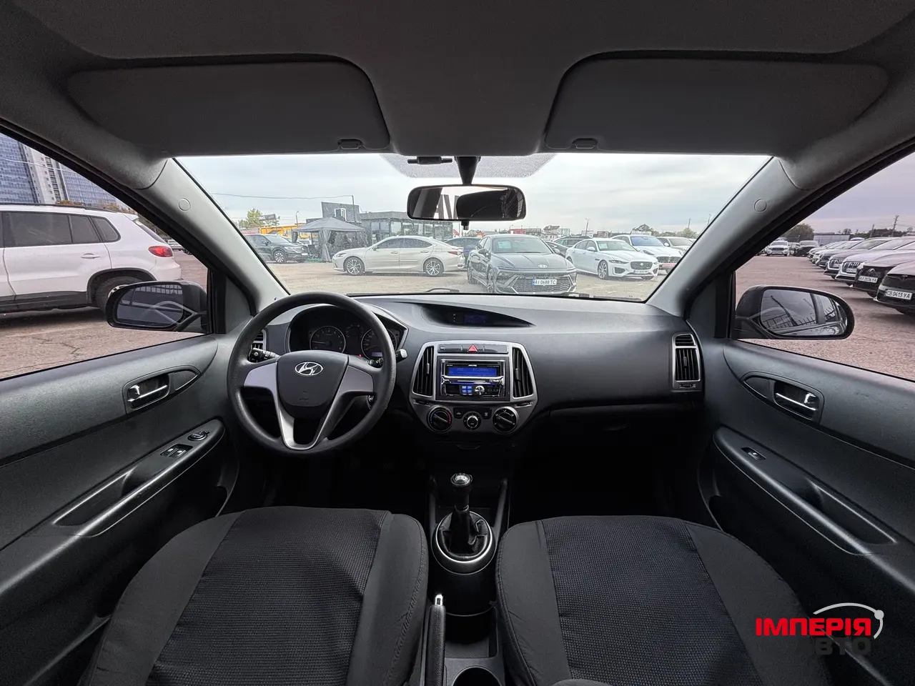 Hyundai i20 - фото 12