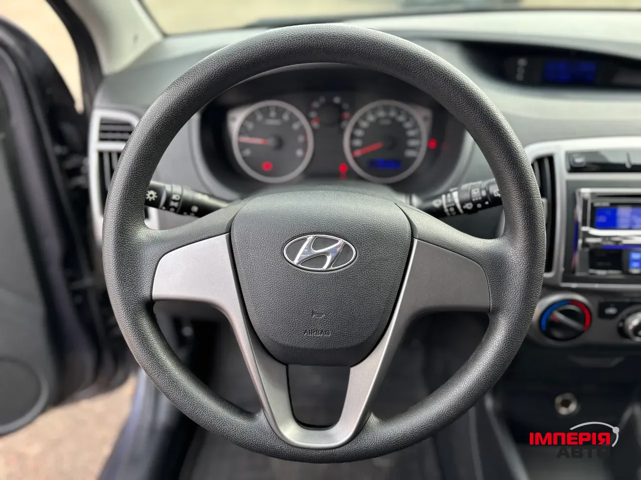 Hyundai i20 - фото 6