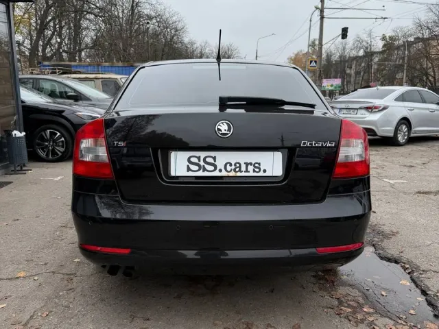 Skoda Octavia - фото 5