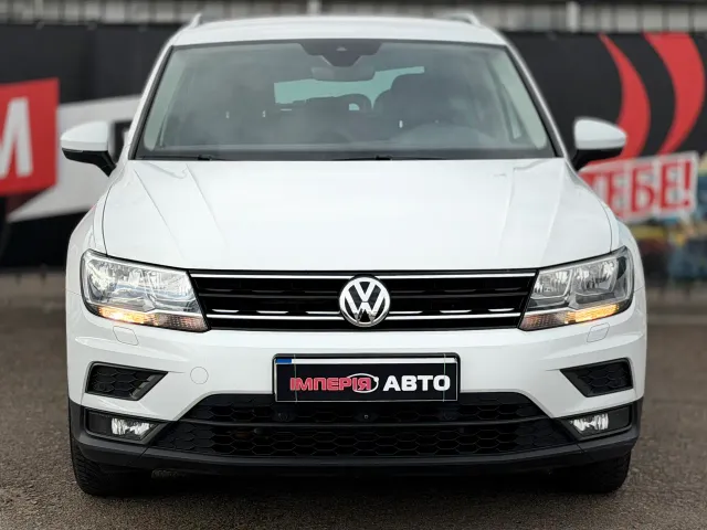 Volkswagen Tiguan - фото 4
