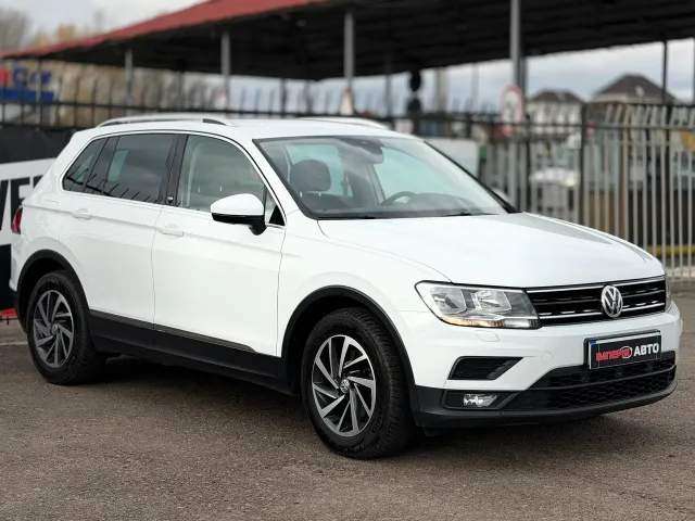 Volkswagen Tiguan - фото 5