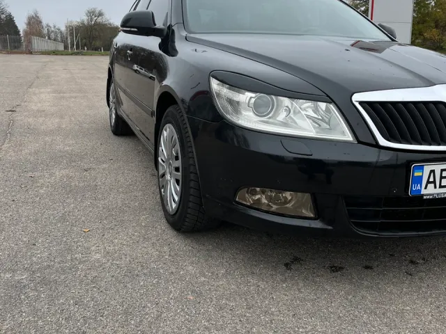 Skoda Octavia - фото 2